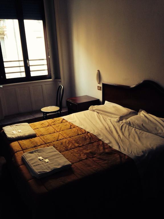 Hotel Medea Milan Room photo